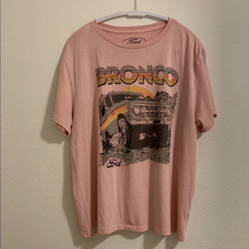 Lucky brand size xl pink short sleeve ford bronco crewneck tee shirt